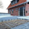 Slika 4/6 -MAGNUM Outdoor Mat postavljanje pod betonske kocke